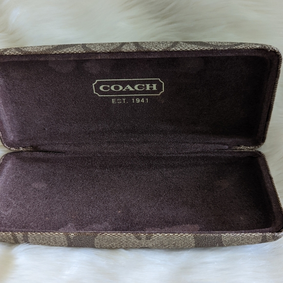 Coach C Monogram Hard Clamshell Eye Glasses Case - Picture 5 of 7